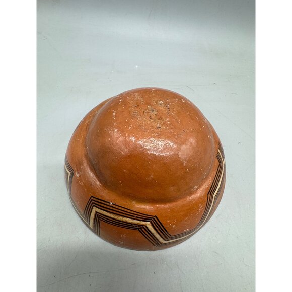 Handcrafted Geometric Pattern Terracotta Bowl 6x3" brown READ - Picture 4 of 9